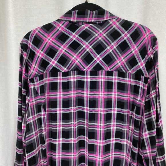Torrid Black&Pink Plaid Button Up Blouse Sz.2 - Picture 7 of 11